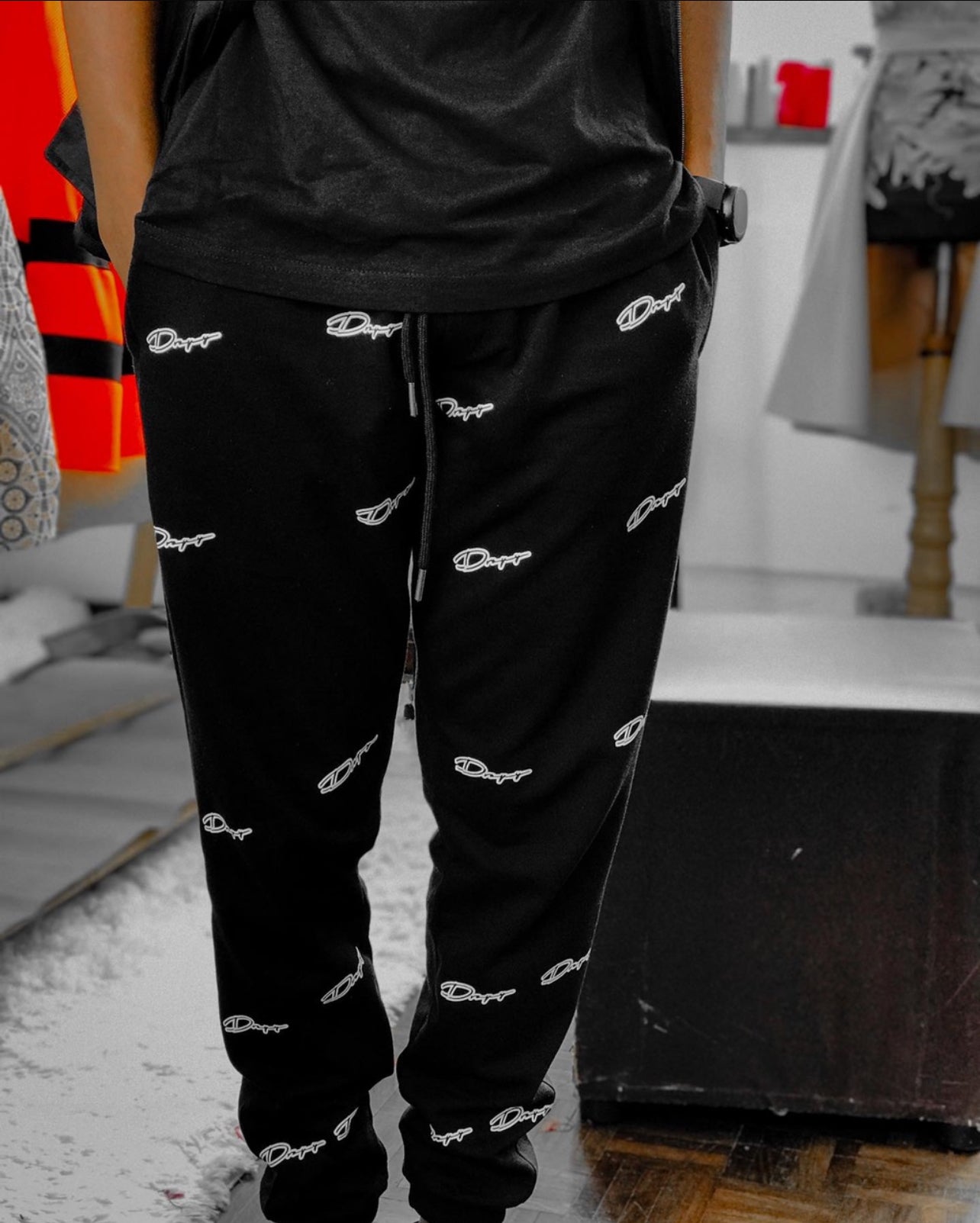 DROPY SWEATPANTS