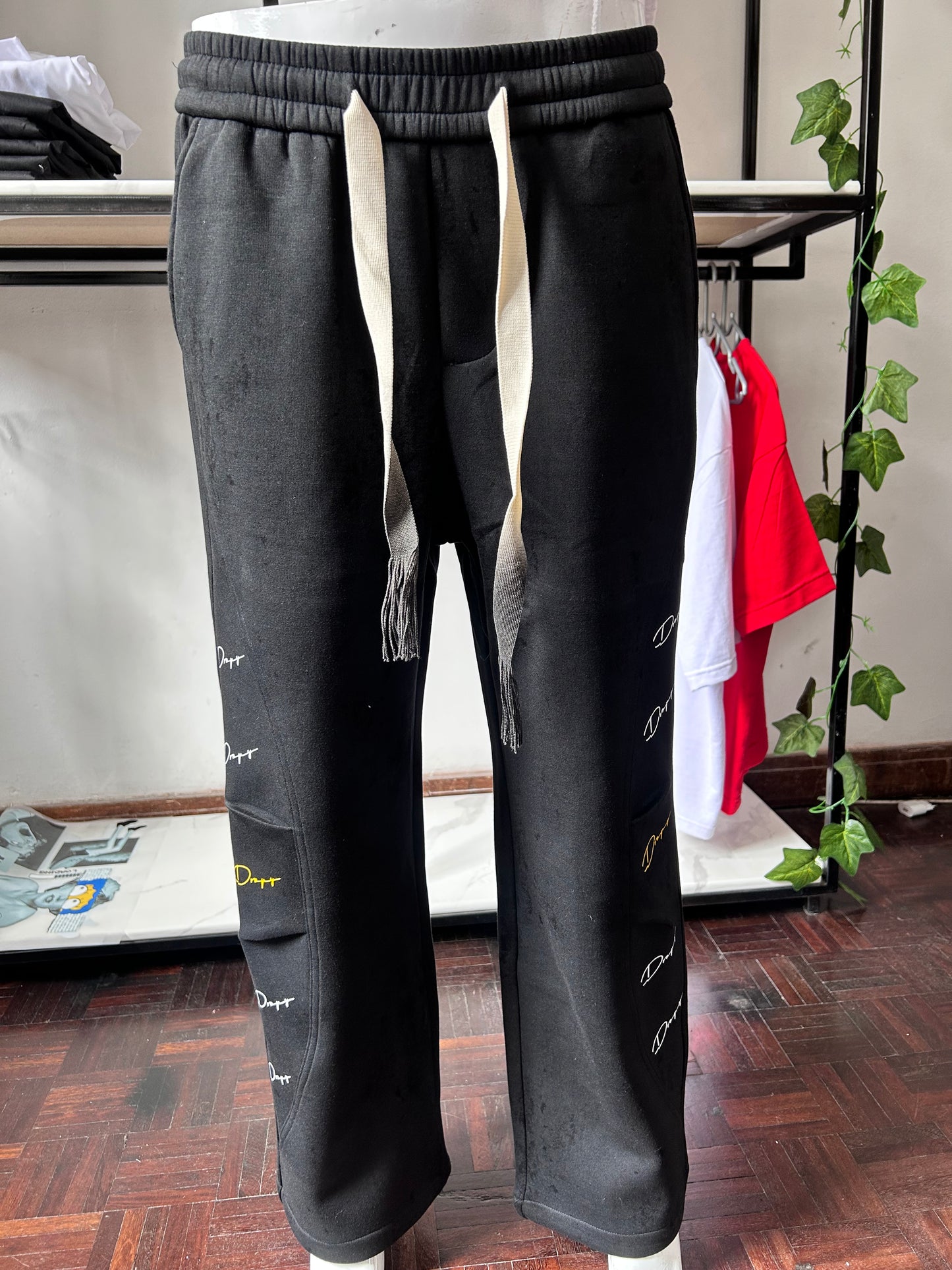 Signature snuggle pants