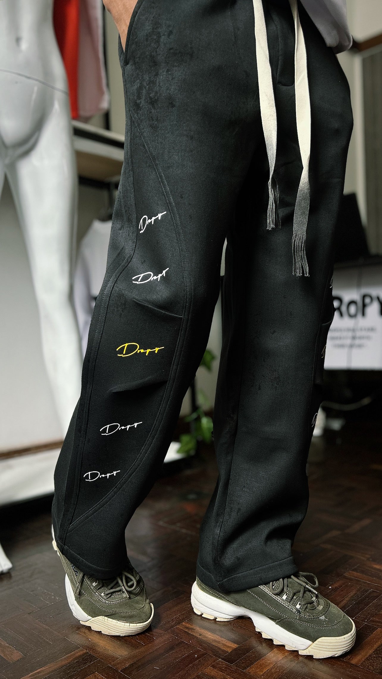 BOTTOMS – DROPY CLOTHING